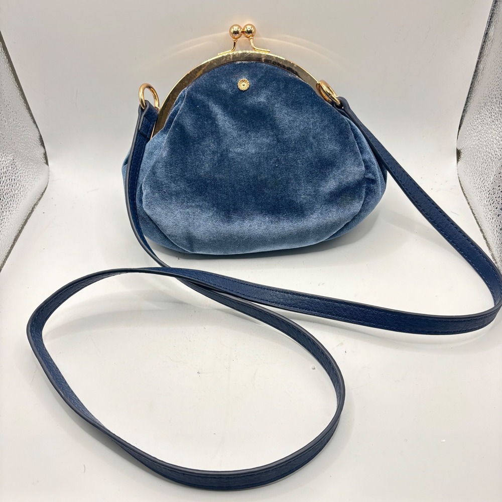 LC Lauren Conrad Blue Velvet Kiss Lock Crossbody Bag Gold Hardware Vintage Style